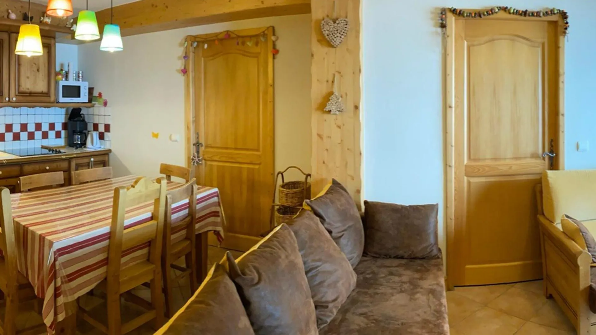 Appartement Lumineux 8 Pers Avec Piscine Et Parking Pres Des Pistes A Villard-Sur-Doron - Fr-1-293-363